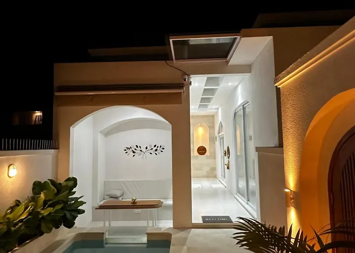Villa Sp1cewood *