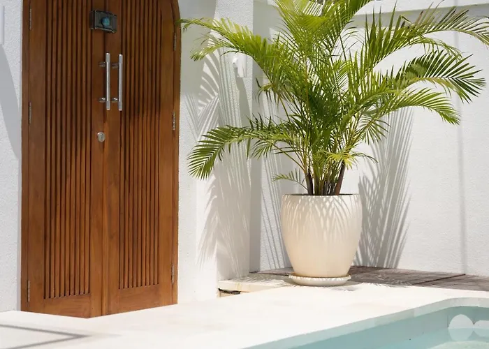 Villa Sp1cewood